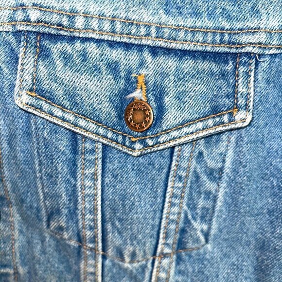 Amerifest Big Gig Denim Trucker Jacket Mens Blue Hat Logo Cotton Button Front - Picture 6 of 12